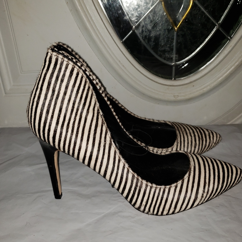 NWT Express Calf Hair Runway Collection Stilleto Heels Size 10 Retail $108.00
